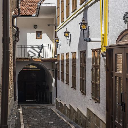 Casa Veche Aparthotel Brasov Luaran gambar