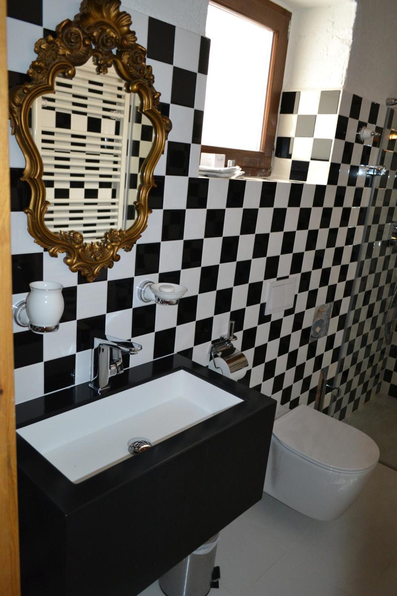 Casa Veche Aparthotel Brasov Bilik gambar