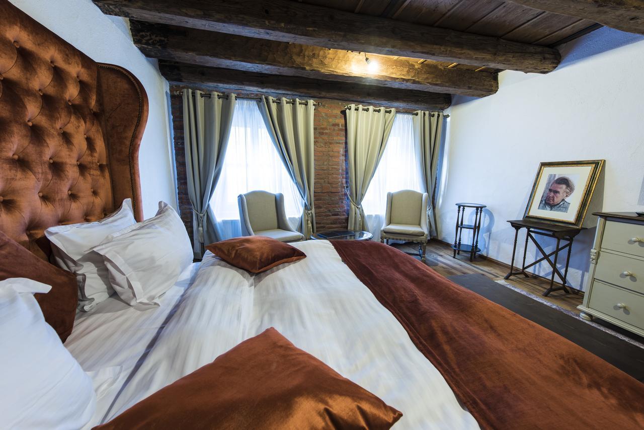 Casa Veche Aparthotel Brasov Bilik gambar