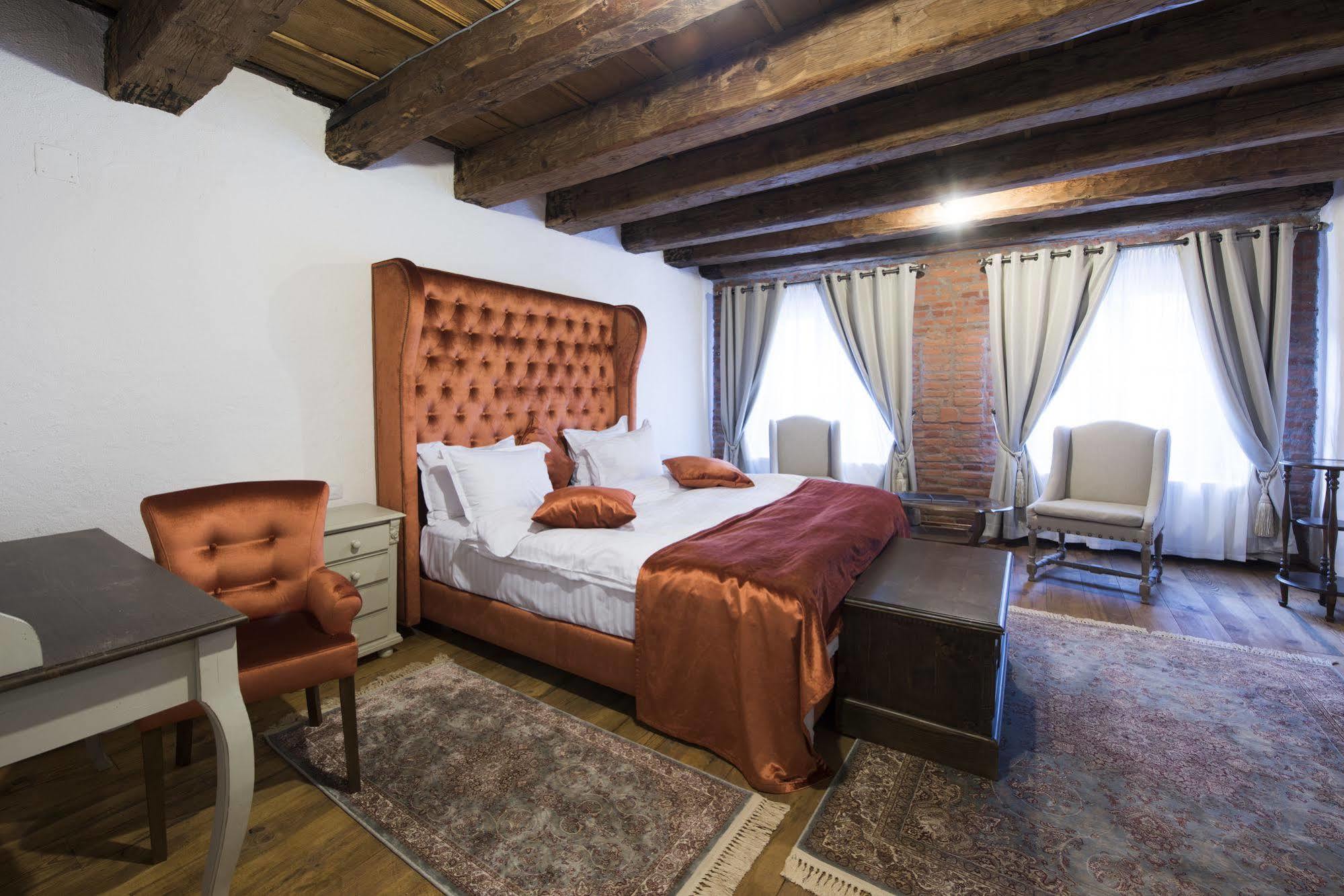 Casa Veche Aparthotel Brasov Luaran gambar
